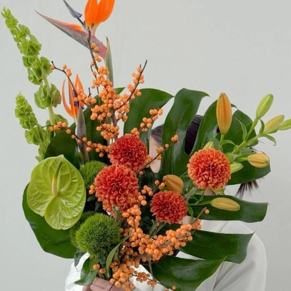 Букет Букет со стрелицией купить в Москве