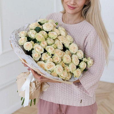 Букет Персиковая пионовидная кустовая роза купить в Москве