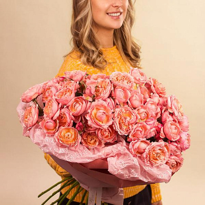 Букет Пионовидная кустовая роза Джульетта купить в Москве
